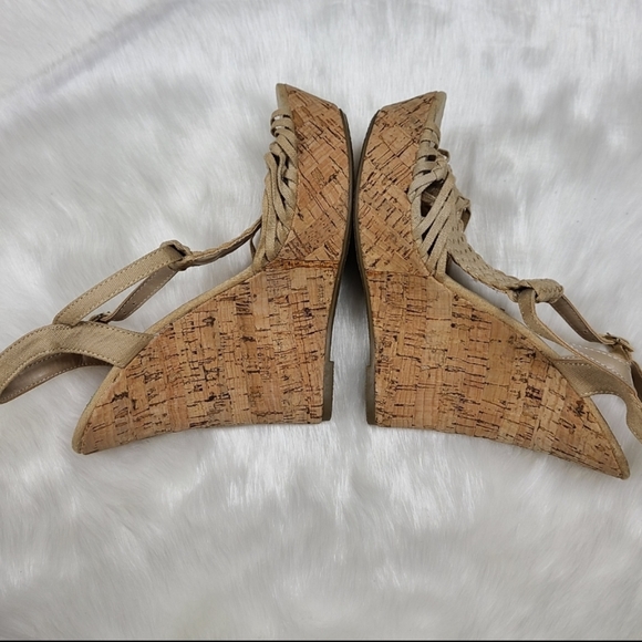 Soda Strappy Platform Wedge Shoes - Picture 9 of 16